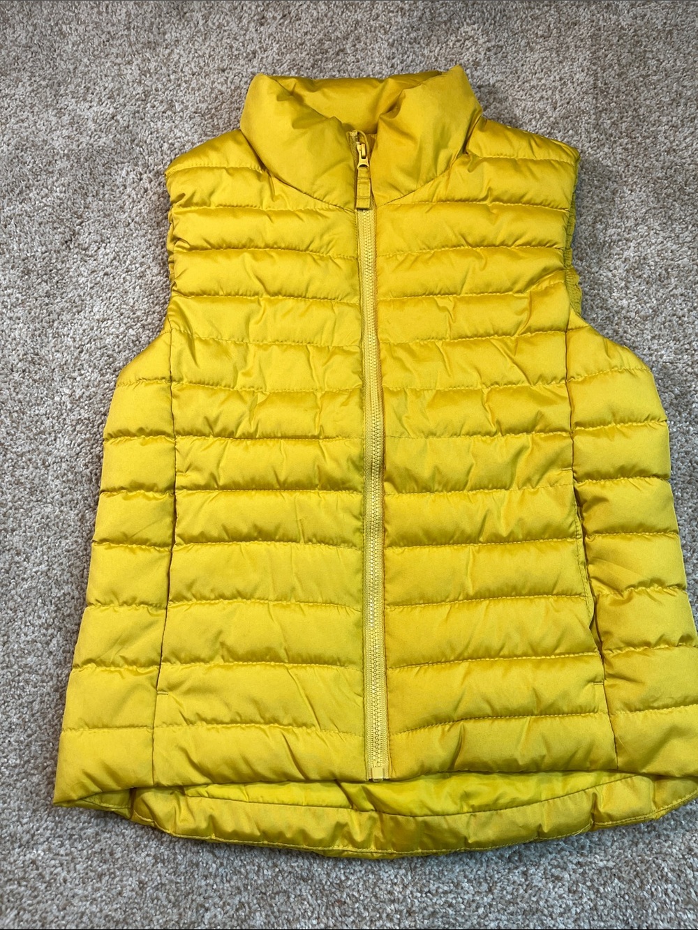 Girls Yellow Puffy vest, size L (10-12)